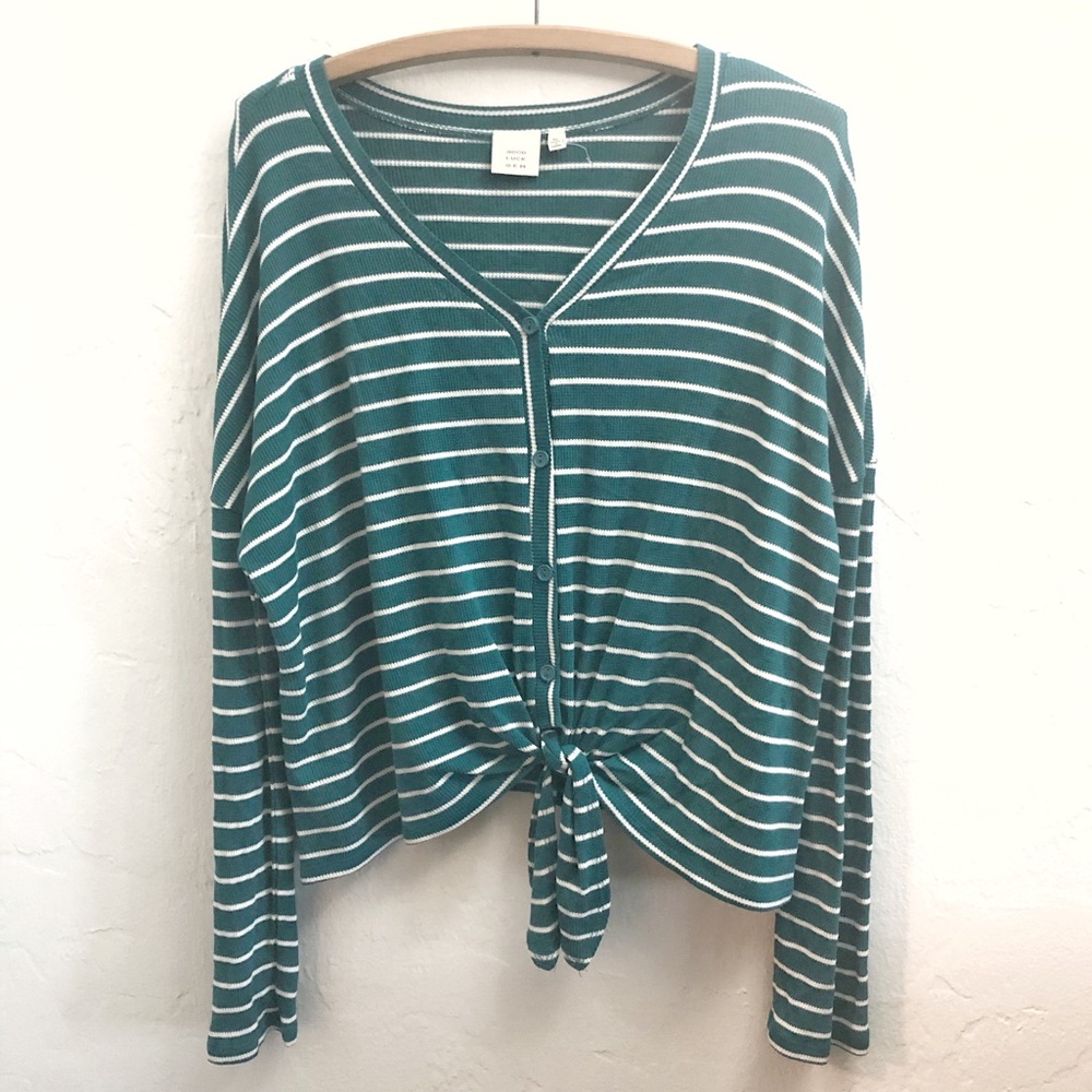 NWOT Good Luck Gem Button Thermal Tie Front Top
